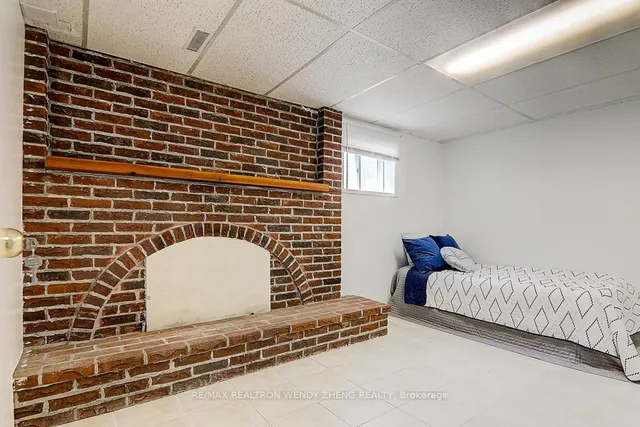 Additional image 33 of 52 Baylawn Dr