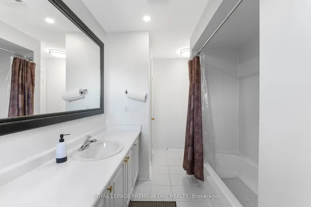 Additional image 34 of 44 Dockside Cres