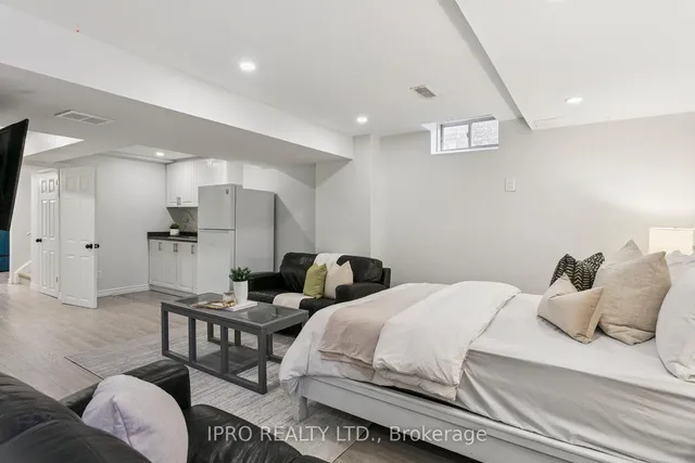 Additional image 43 of 455 Apache Crt Unit 39