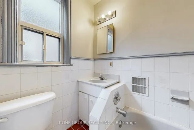 Additional image 31 of 839 Shaw St