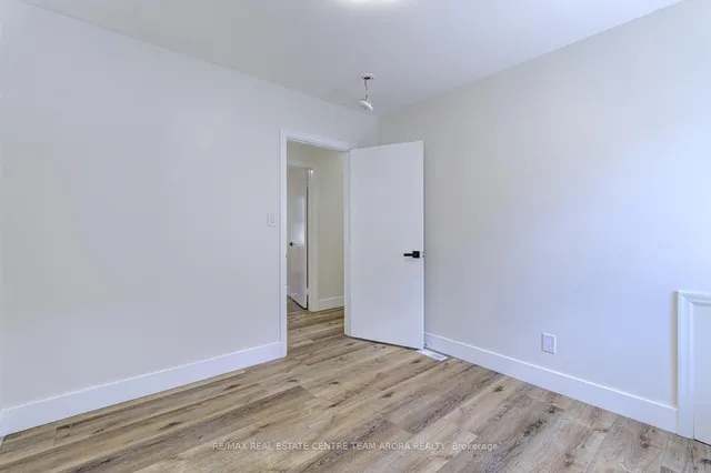 Additional image 18 of 178 Cloverdale Ave