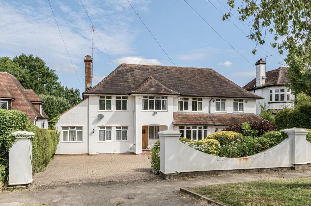 Additional image 2 of Brookmans Avenue, Brookmans Park,  AL9