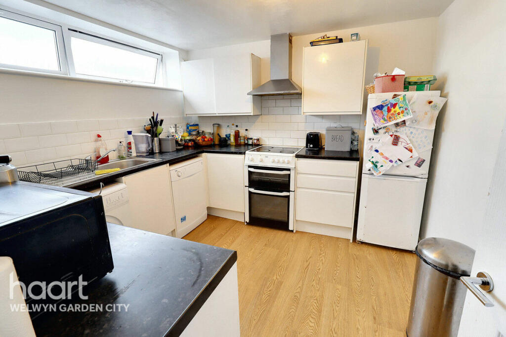 Additional image 10 of Town Centre, Hatfield