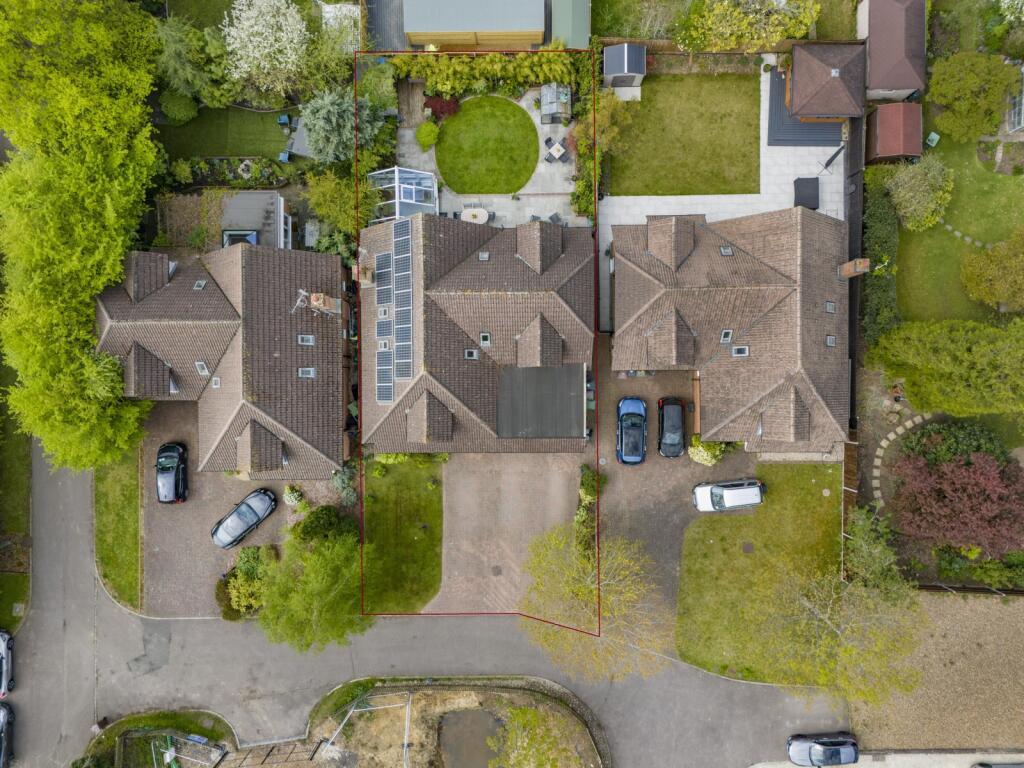 Additional image 21 of Bucknalls Drive, Bricket Wood, St. Albans, Hertfordshire, AL2