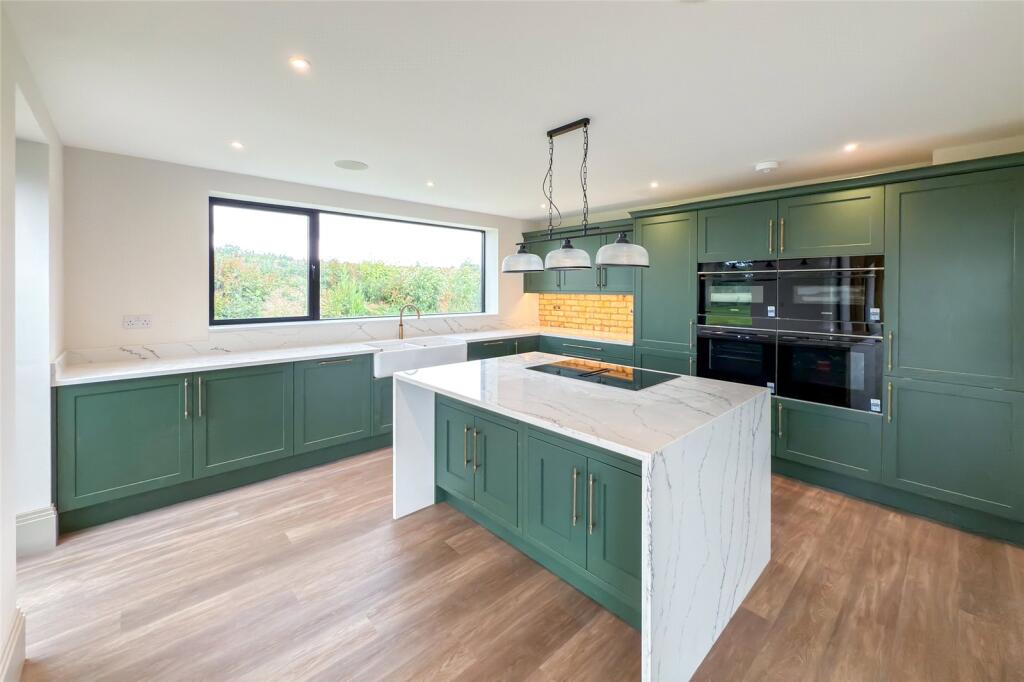 Additional image 33 of Oak Tree House, Kennel Lane, Kinsbourne Green, Harpenden, Hertfordshire, AL5