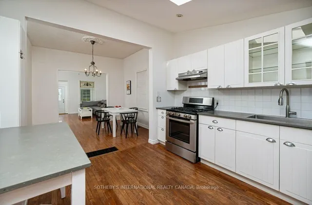 Additional image 14 of 692 Woodbine Ave