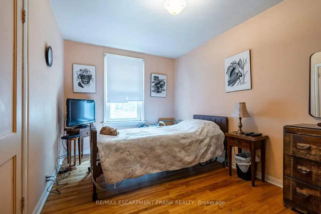 房产图片 11 - 209 东13街