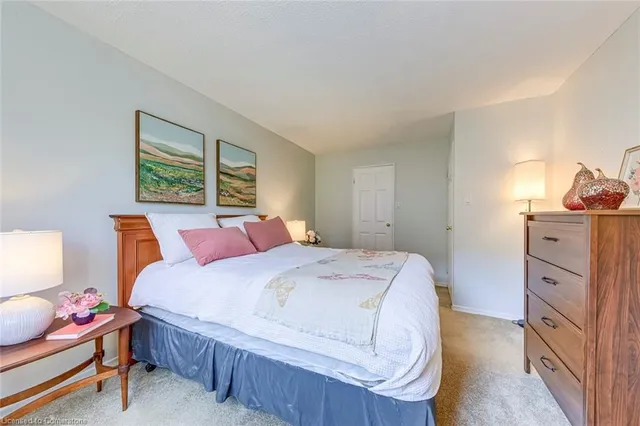 Additional image 17 of 1008 Falgarwood Dr Unit 2