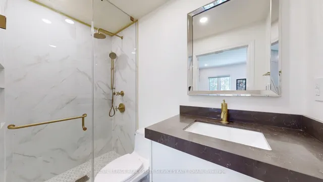 Additional image 35 of 21 Forest Heights Blvd