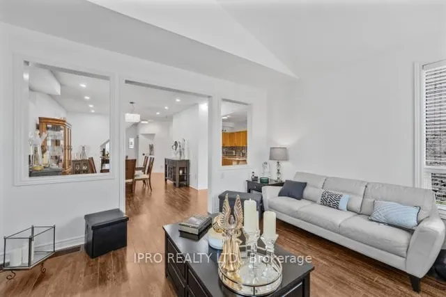 Additional image 8 of 792 Ledbury Cres