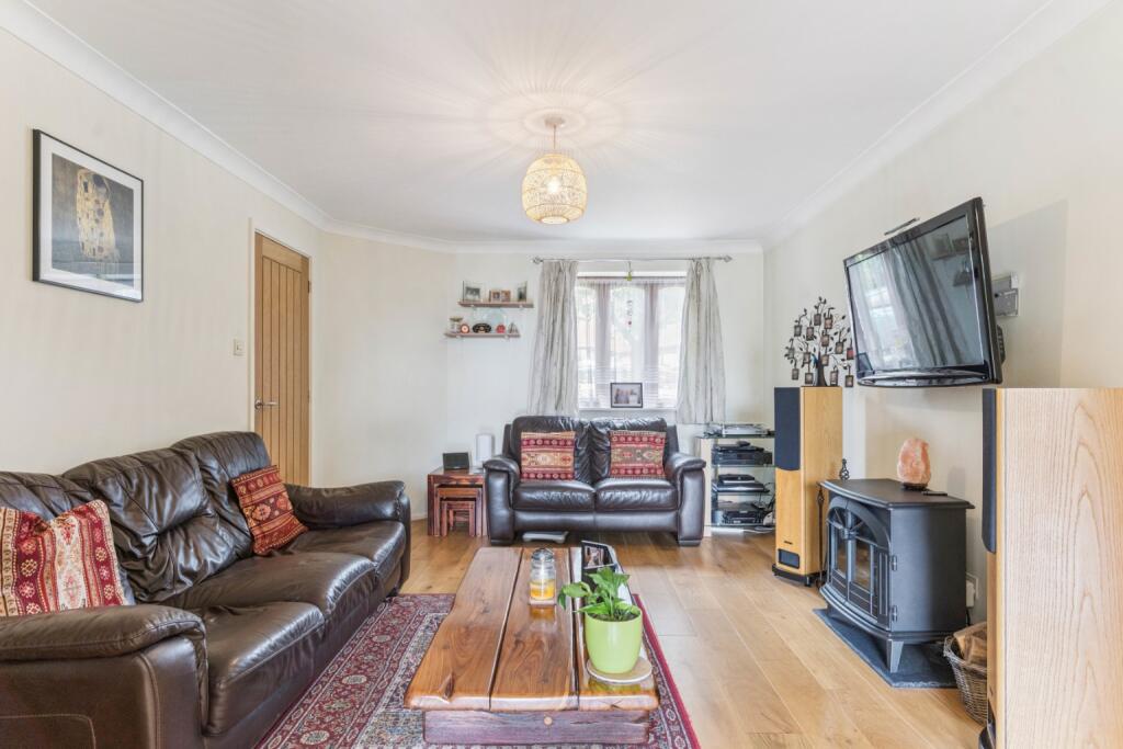 Additional image 2 of Honeymead, Welwyn, Hertfordshire, AL6 0EG