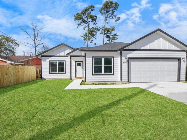 8223 Woodlyn Rd, Houston, TX 77028