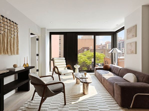 355 W 39th St, New York, NY 