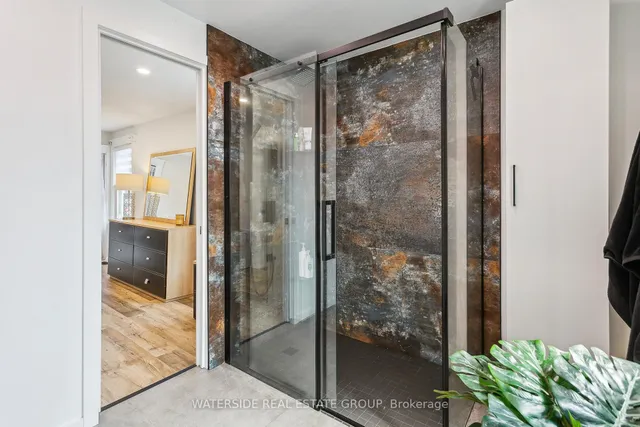 Additional image 31 of 276 Normanhurst Ave