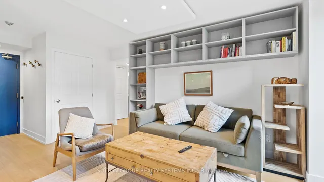 Additional image 12 of 22 Southport St Unit 433