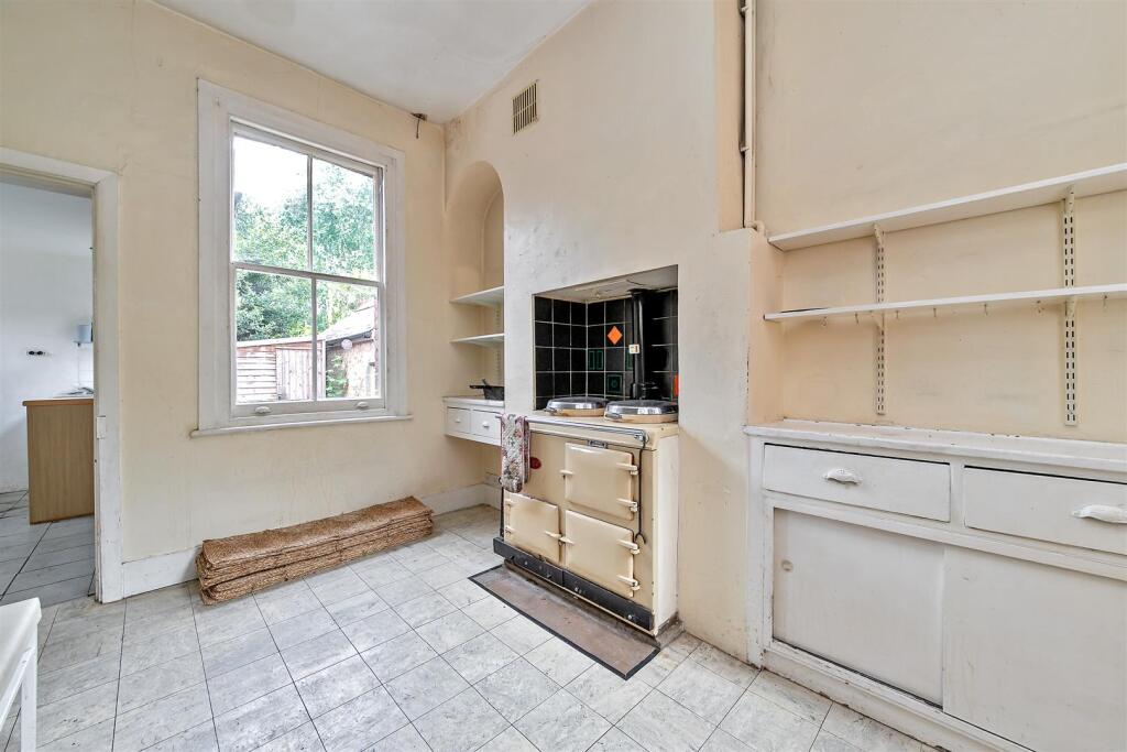 Additional image 14 of Ridgmont Road, St Albans