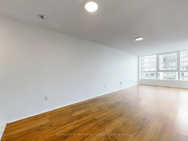 Additional image 8 of 3233 Eglinton Ave Unit 913