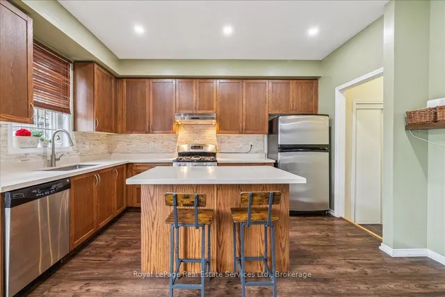 房产图片 17 - 64 Newport Cres