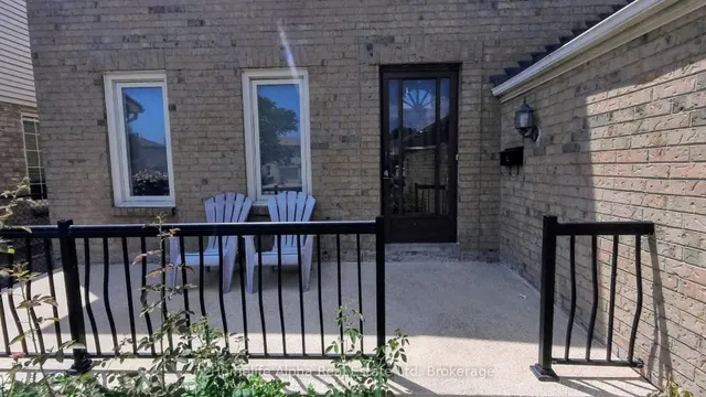 Additional image 15 of 3 Floribunda Cres