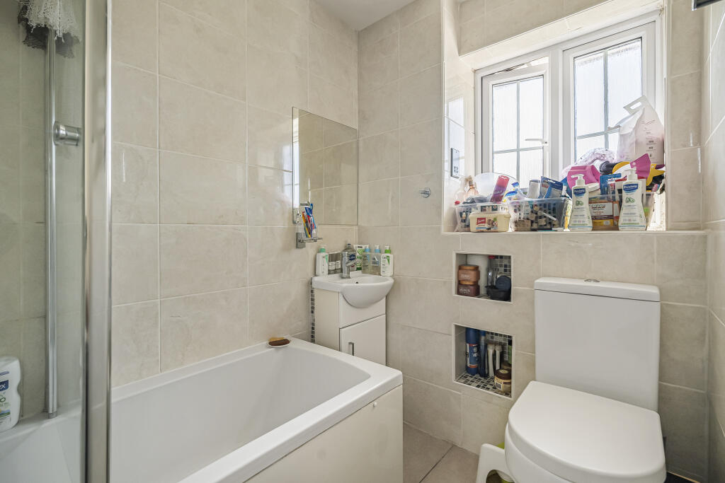 Additional image 10 of Digswell Rise, Welwyn Garden City, Hertfordshire, AL8