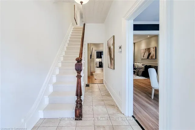 Additional image 10 of 116 Locke St