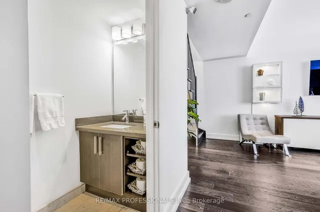 Additional image 41 of 2212 Lake Shore Blvd Unit Th04