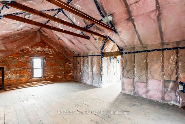 Additional image 34 of 115 Locke St