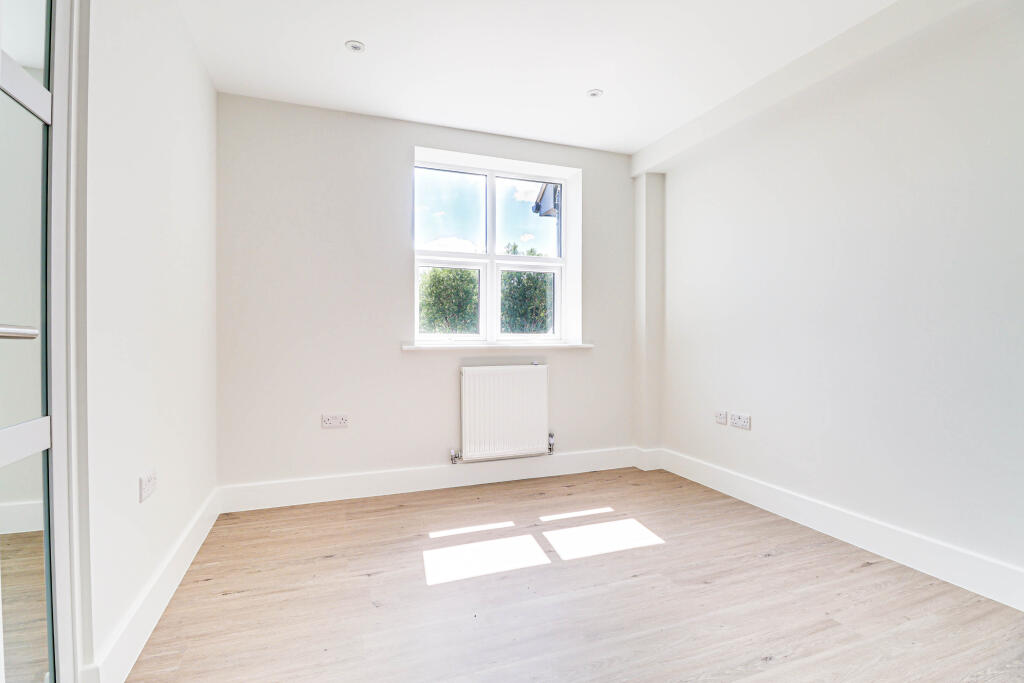 Additional image 3 of Marlborough Park, Southdown Road, Harpenden, AL5