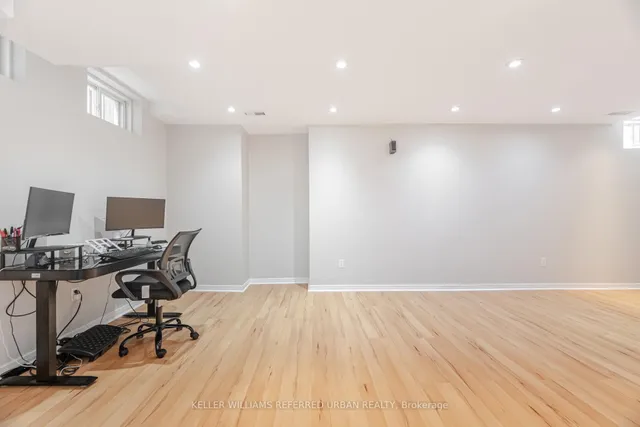 Additional image 40 of 5210 Nova Cres