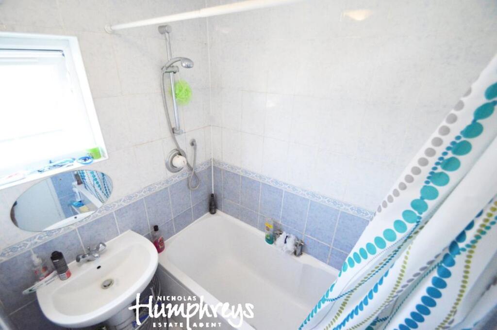 Additional image 4 of Aldykes, Hatfield