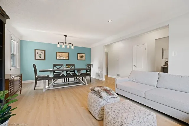 Additional image 18 of 32 Cumming Crt