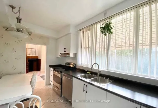 Additional image 10 of 75 Stormont Ave