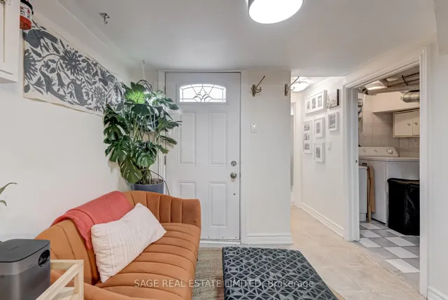 Additional image 20 of 17 Hugo Ave