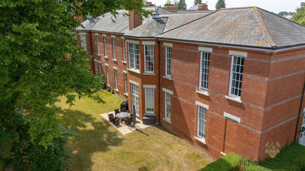 Additional image 38 of Beningfield Drive, Napsbury Park