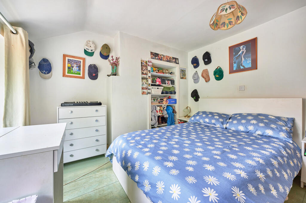 Additional image 11 of The Hill, Wheathampstead, St. Albans, Hertfordshire, AL4