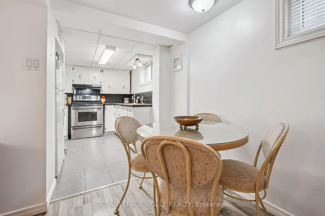 Additional image 23 of 854 Guelph St