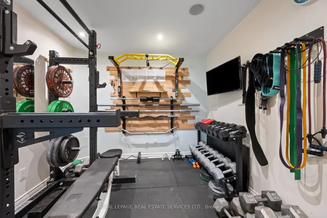 Additional image 33 of 106 West Deane Park Dr