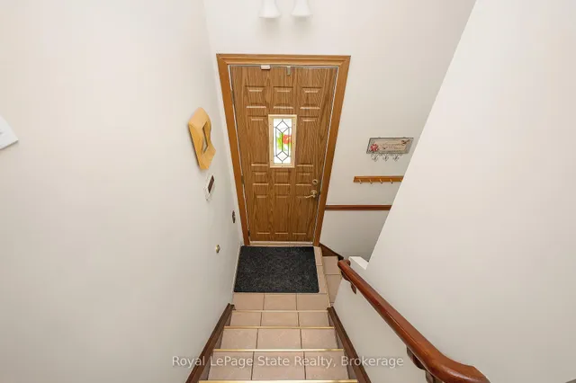 Additional image 25 of 327 East 42nd St