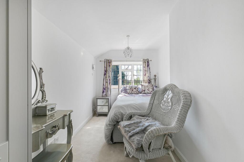 Additional image 17 of Pine Grove, Brookmans Park, AL9