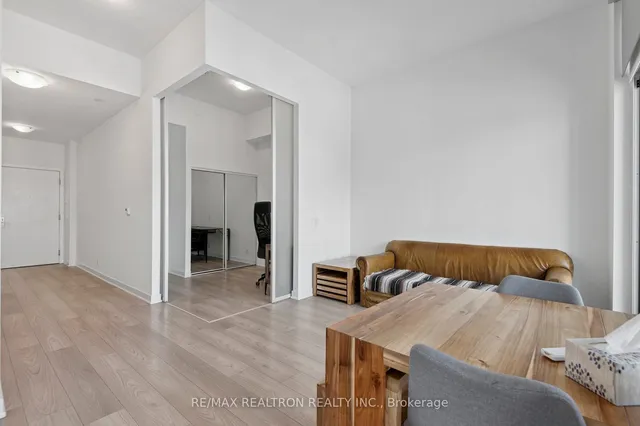 Additional image 15 of 120 Parliament St Unit 620