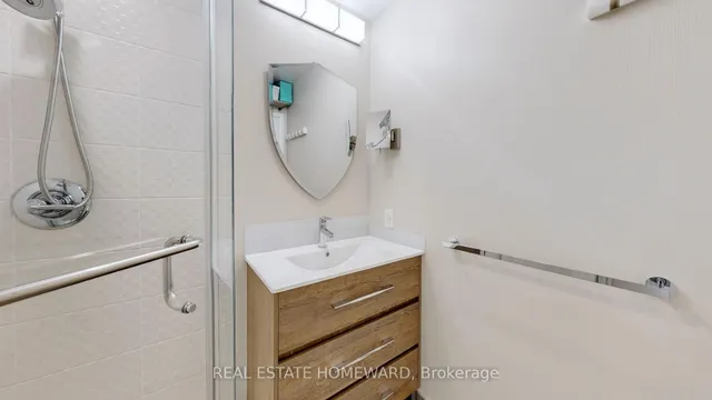 Additional image 24 of 500 Sherbourne St Unit 2010