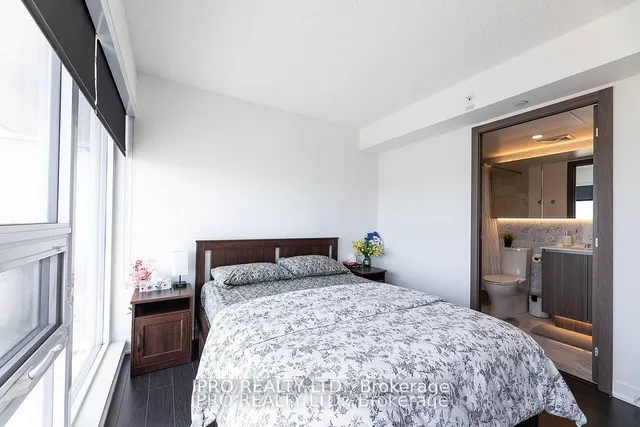 Additional image 20 of 19 Bathurst St Unit 2311