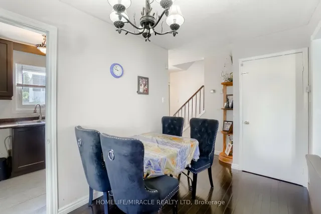 Additional image 11 of 34 Greenbush Cres