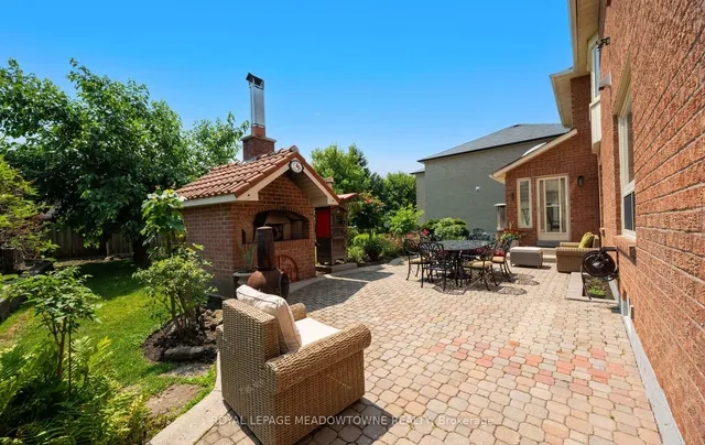 Additional image 45 of 36 Shadywood Rd