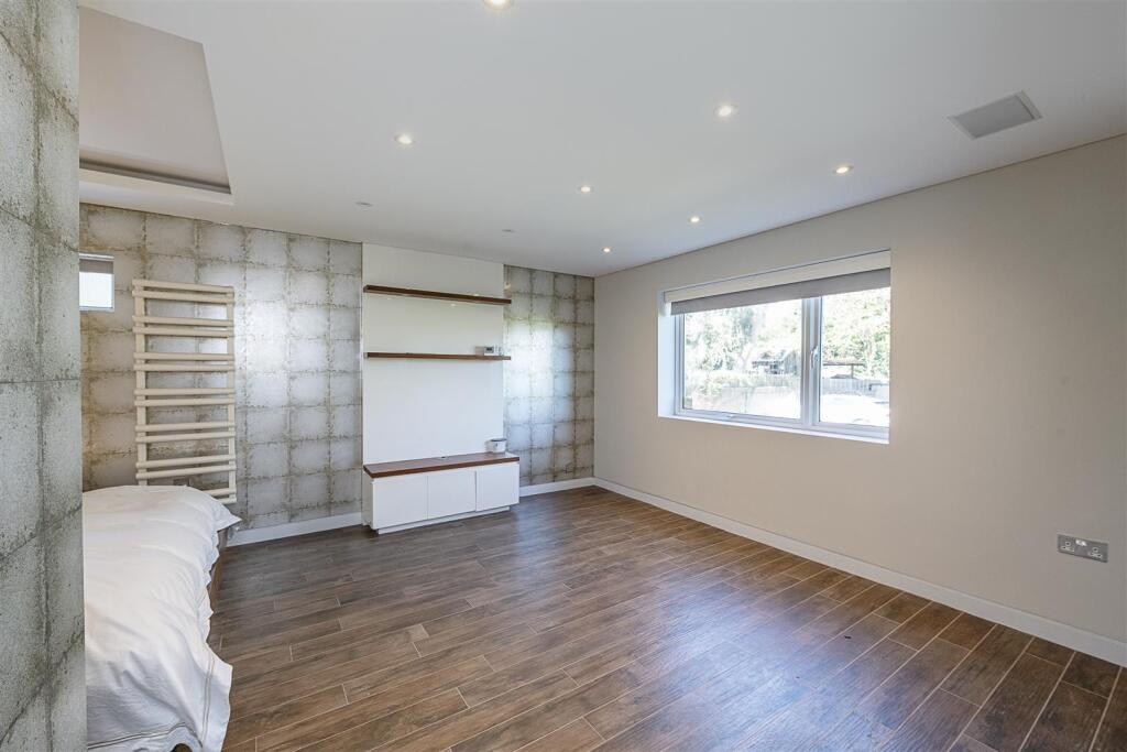 Additional image 4 of Cravells Road, Harpenden