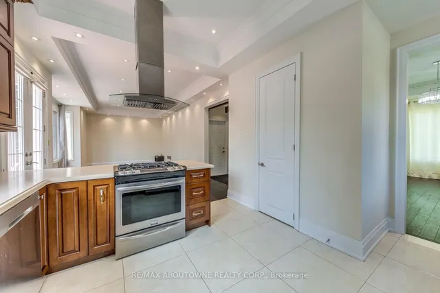 Additional image 20 of 319 Holmes Ave