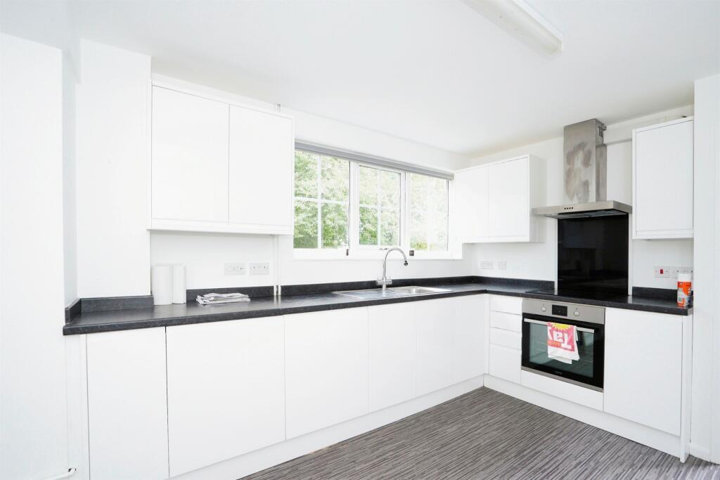 Additional image 4 of Knightsfield, WELWYN GARDEN CITY