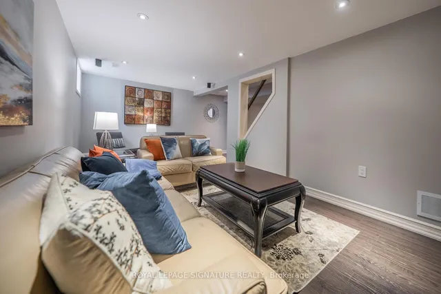 Additional image 26 of 14 Rosscowan Cres