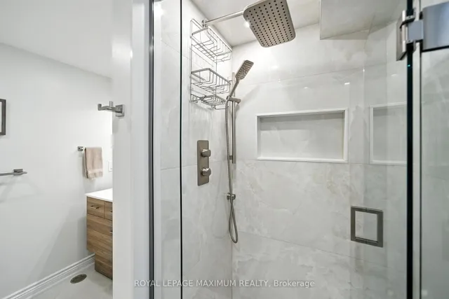 Additional image 41 of 80 Dellbrook Cres