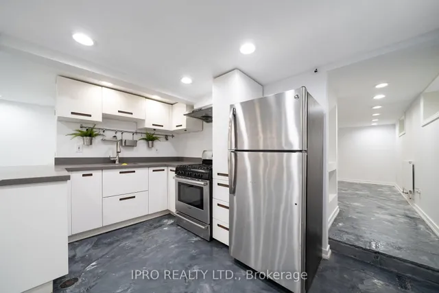 Additional image 27 of 365 Silverthorn Ave